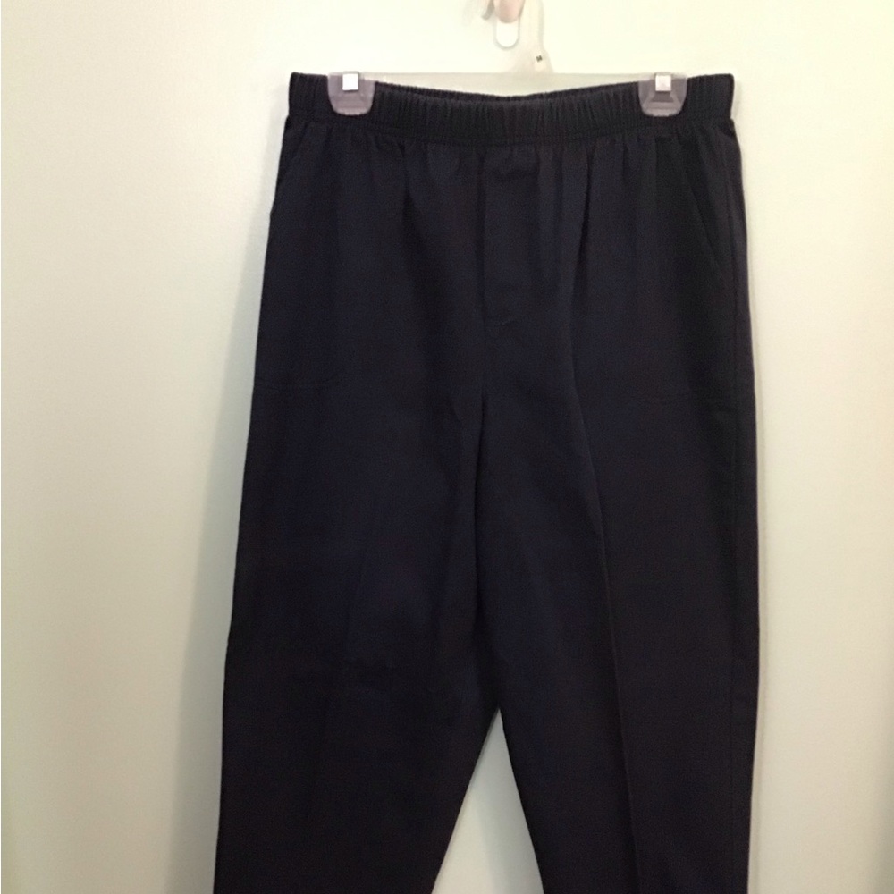 White Stag Petite Dark Navy slacks with an elastic waist.